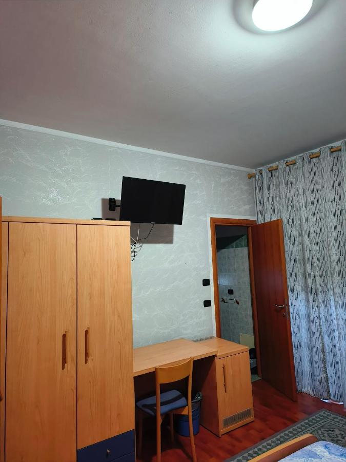 Affittacamere Dolce Sogno Cherasco Exterior foto