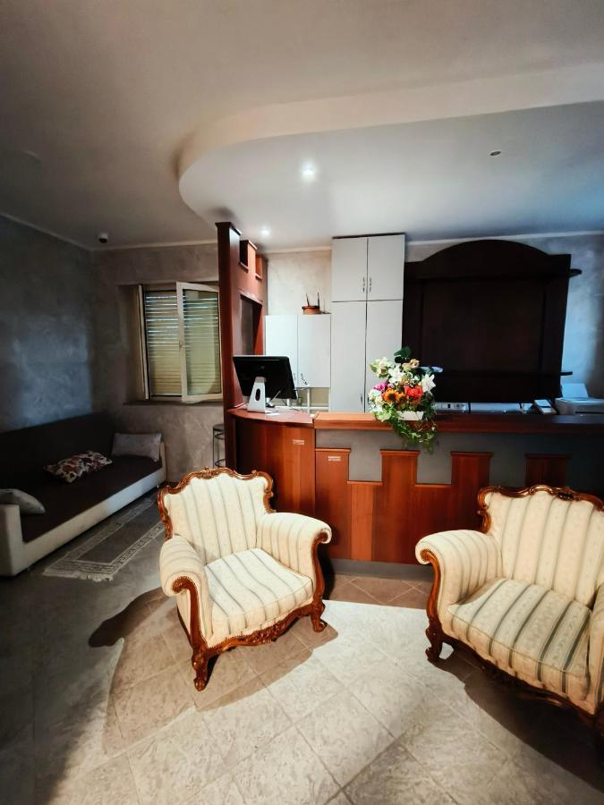 Affittacamere Dolce Sogno Cherasco Exterior foto